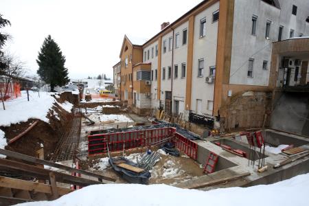 GRADNJA PRIZIDKA PRI ZD CERKNICA 04 FOTO LJUBO VUKELIČ